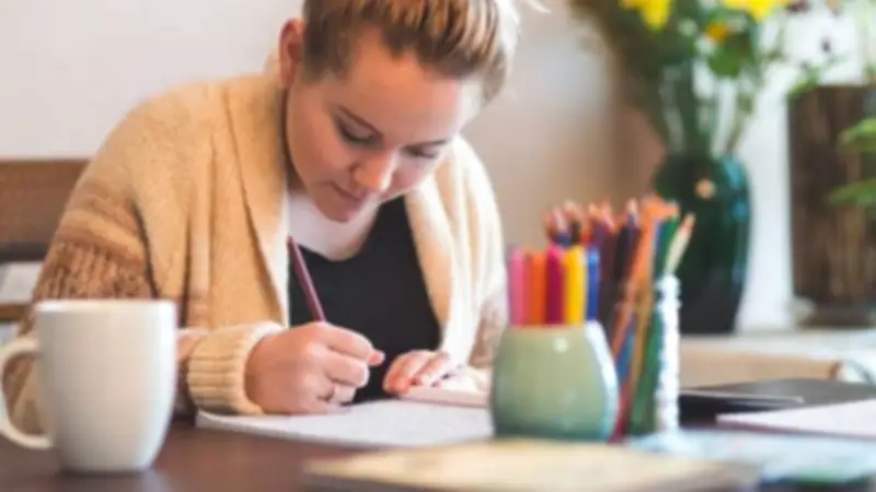 Mindful Colouring: The Simple Wellness Trend for Mental Clarity