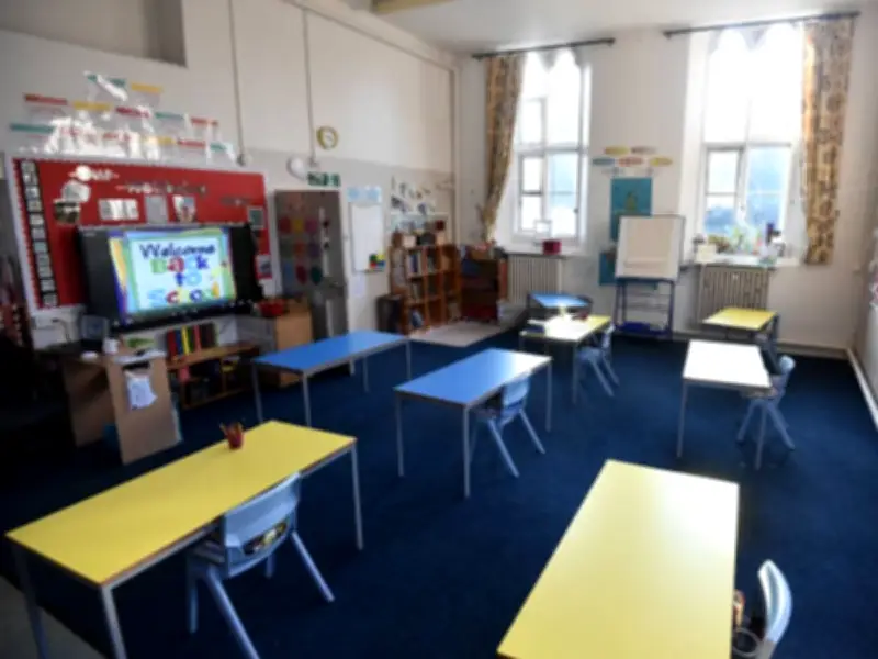 NEU advises 26C threshold for UK schools to consider closure in heatwave