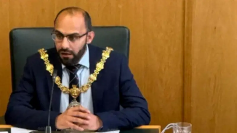 New Mayor of Hyndburn Appointed: Councillor Noordad Aziz Takes Office