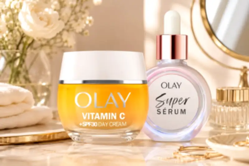 Olay Super Serum & Vitamin C Moisturiser Bundle on Sale at Amazon
