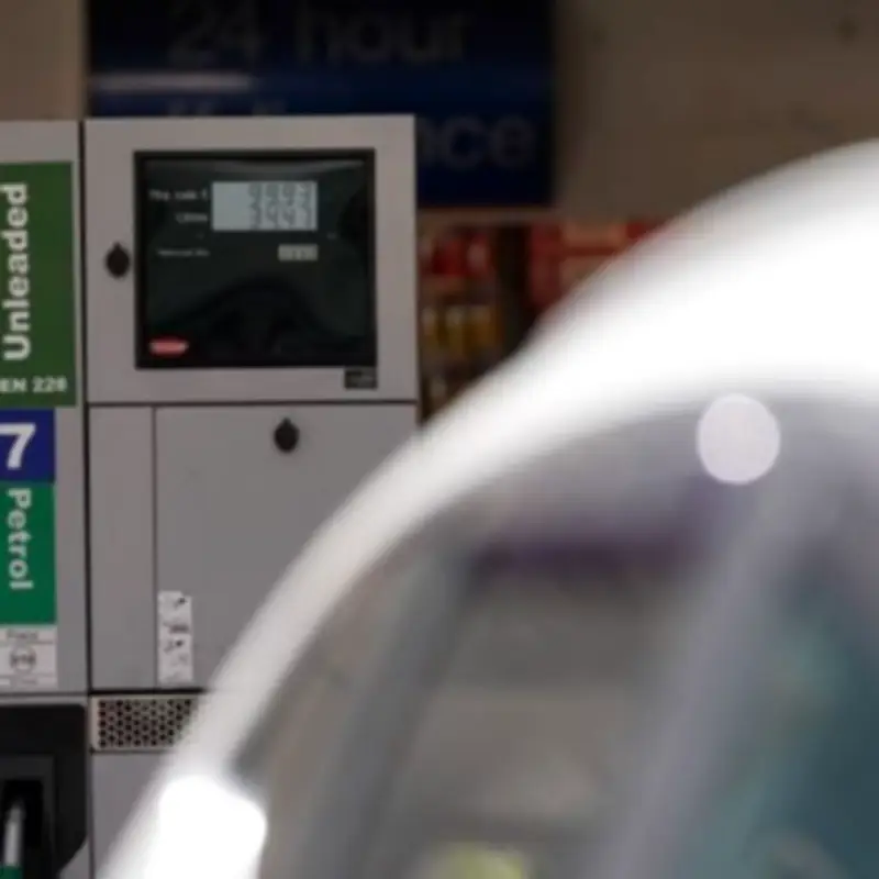 Petrol drivers face £1,353 fuel costs by year-end, says EV study