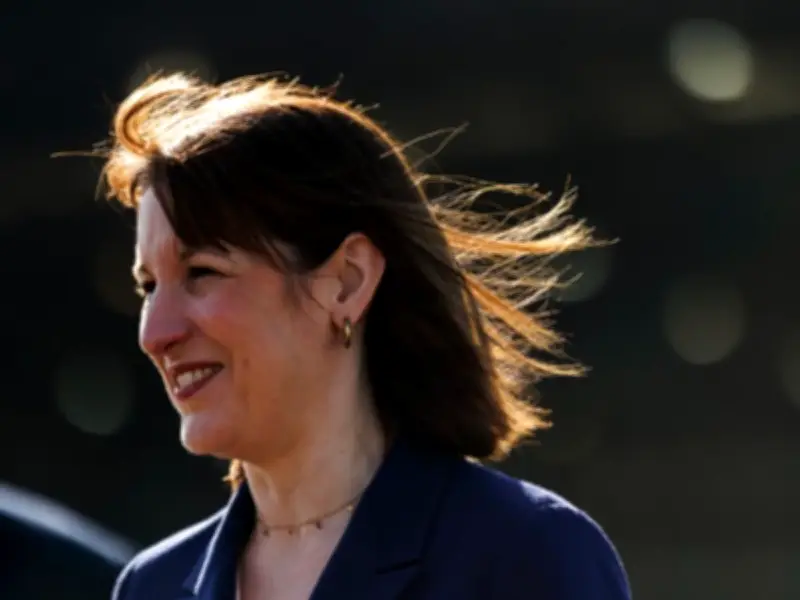 Rachel Reeves confirms £8,000 Cash ISA cut for under-65s from 2027