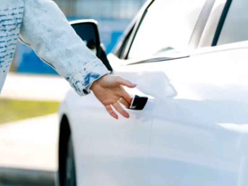 RAC's 2 Easy Tips to Cool Down Your Car Faster in a Heatwave