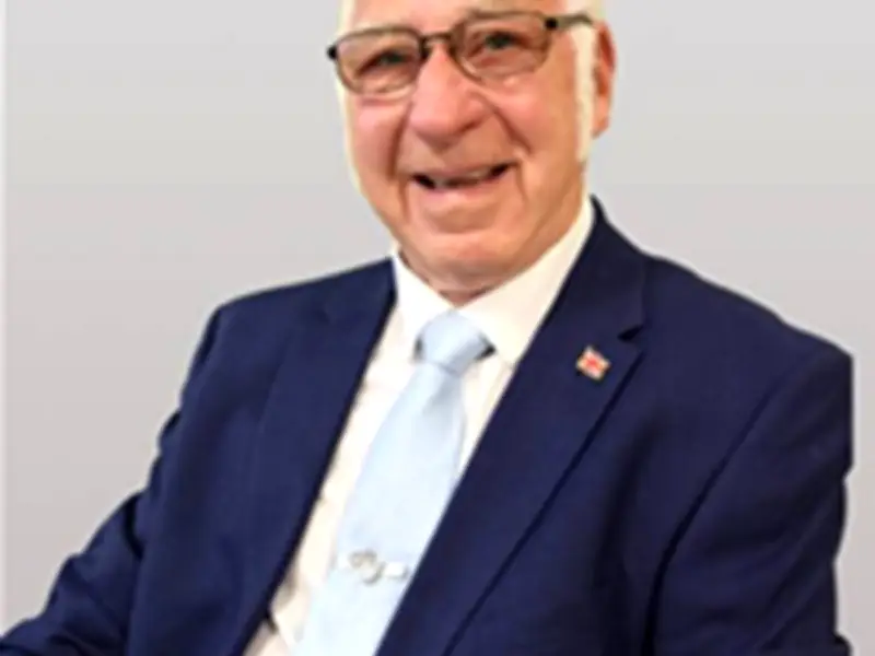 Reform UK Councillor Jokes About Stab Vest Before Public Surgeries