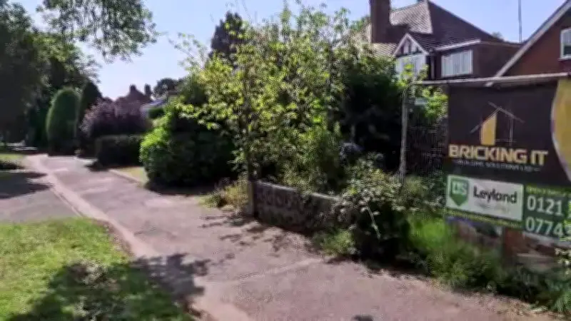 Solihull 'Eyesore' House Extension Approved Despite HMO Fears