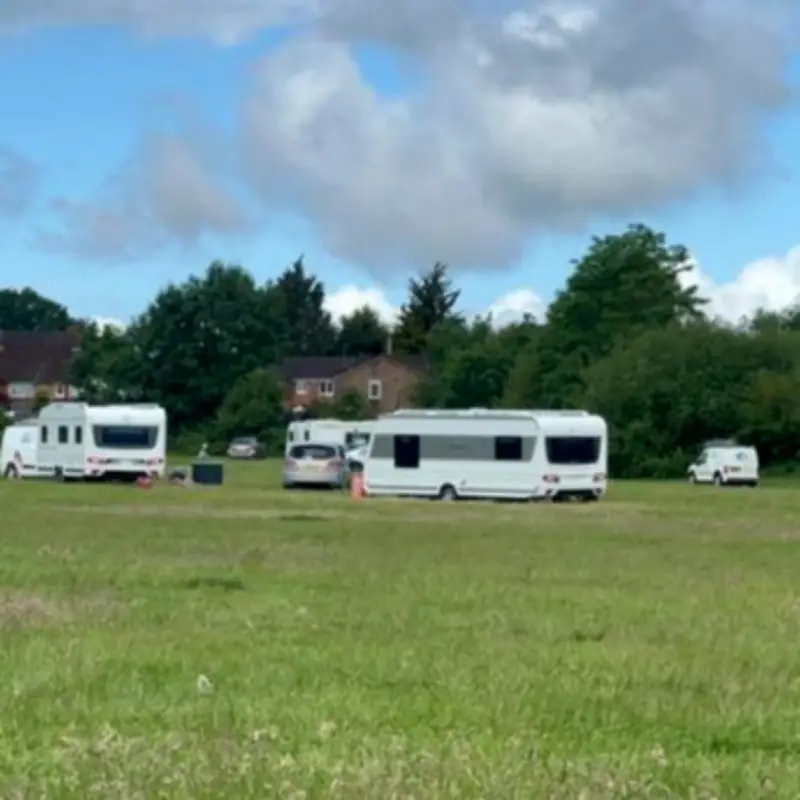 Travellers set up new camp in Birmingham park
