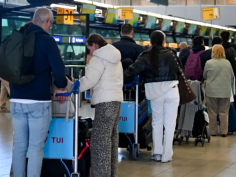 UK Foreign Office Warns Tourists About New Indonesia Entry Form