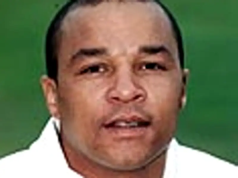 Warwickshire Cricket Legend Keith Piper Dies at 56, Tributes Pour In
