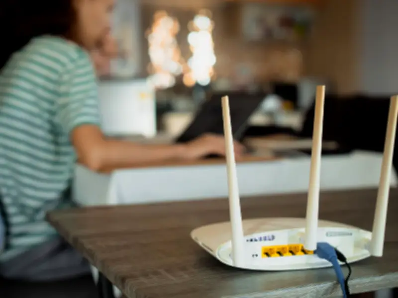 Why Your Wi-Fi Cuts Out During a Heatwave and How to Stop It