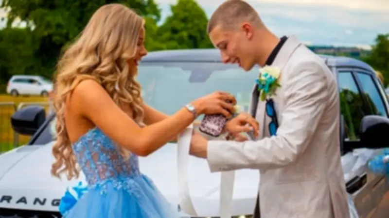 Wickersley Partnership Trust Launches Free Prom Bank for Students