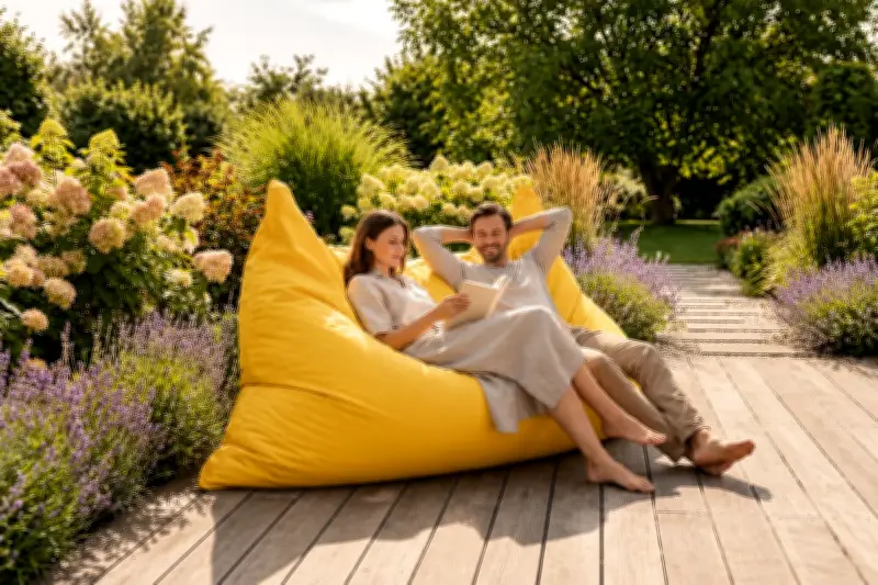 XL Beanbag Garden Seating Deal at Wowcher: Up to 70% Off