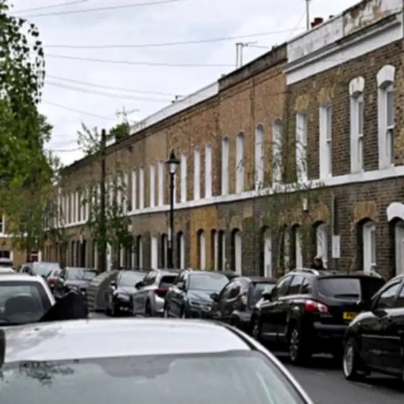 Young Drivers Risk £1,000 Fines Over Outdated DVLA Licence Details
