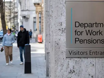 DWP Urged to Replace Triple Lock with Smoothed Earnings Link