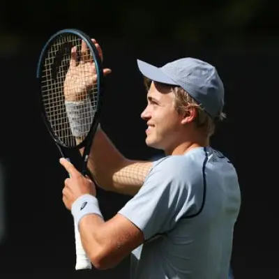 Felix Gill Triumphs in Rain-Affected Lexus Birmingham Open First Round