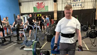 Man Deadlifts 250,000kg in 11 Hours for Cancer Charity