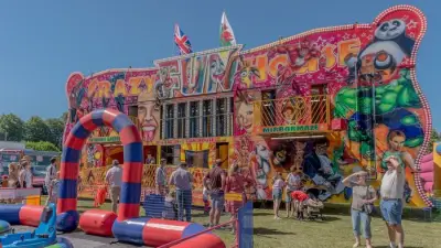 Mold Carnival Returns July 5 with Dinosaurs, Music, and Community Fun