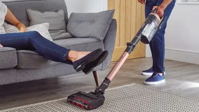 Mrs Hinch's Favorite Shark Vacuum Nearly Half Price at £210