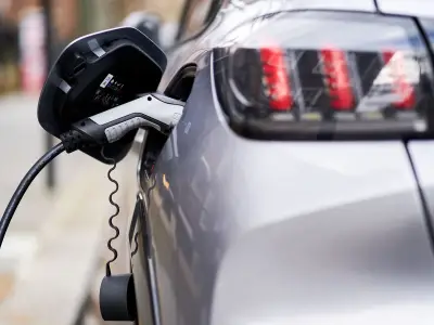 Shell's New EV Concept Charges 10% to 80% in Under 10 Minutes