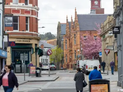 TG Jones on Brink: 150 Shops to Close, 5,000 Jobs at Risk