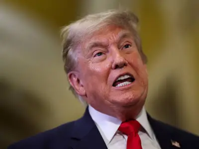 Trump in Crisis Over World Cup Chants Linking Him to Jeffrey Epstein