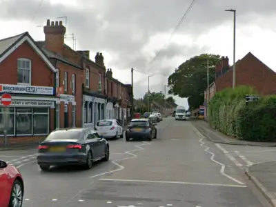 Twenty Firefighters Tackle Brierley Hill Hybrid Car Fire in Brockmoor