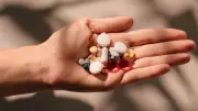 Health Expert Warns of Dangers of Vitamin Maxxing Trend