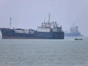 Iran Recloses Strait of Hormuz Citing Israeli Strikes on Lebanon and US Breach