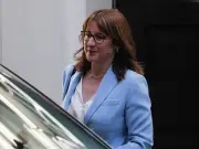 Rachel Reeves Confirms New £300 Pay-Per-Mile Charge for EV Drivers