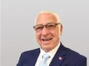 Reform councillor jokes about stab vest before public surgeries