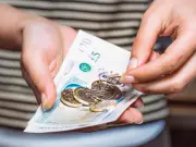 UK Households Warned Mortgage Cashback Offers Could Cost More in Long Run