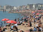 UK Issued Five-Day Heat Warning as Temperatures Could Hit 32C