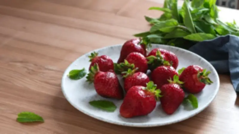 3 Easy Ways to Enjoy British Strawberries Before Summer Ends