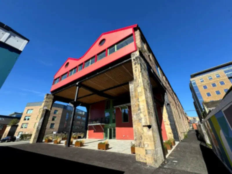 Atom Bank Sale Process Fails to Attract Desired £600m Bid, Report Claims