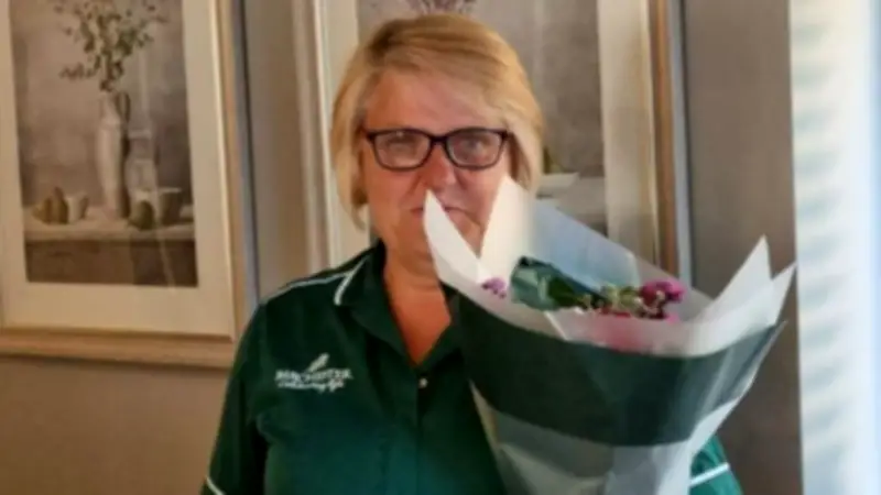 Bourne Care Home Worker Sharon Knibbs Honoured for 25 Years of Service