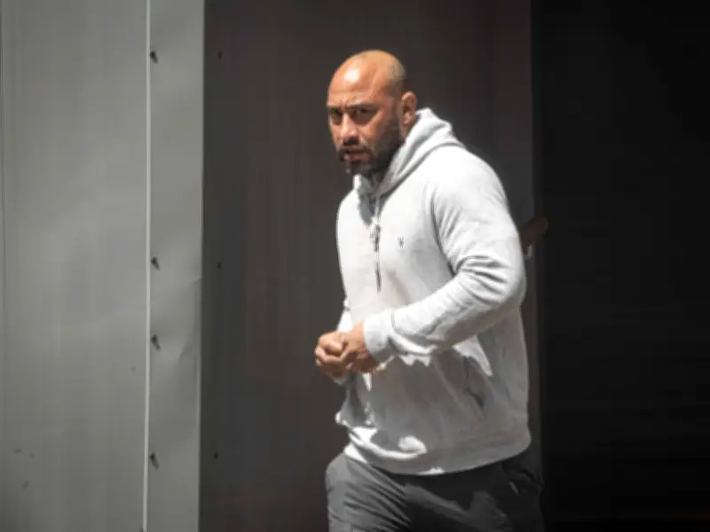 Dad of seven escorted out of Dixy Chicken in Birmingham city centre