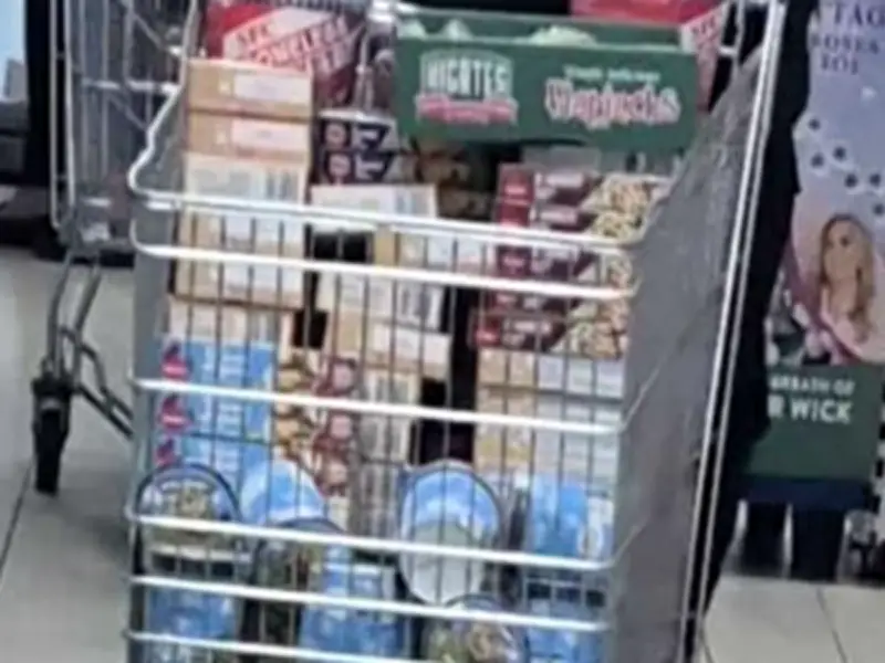 Farmfoods shopper complains after customer buys 90 boxes of chicken nuggets