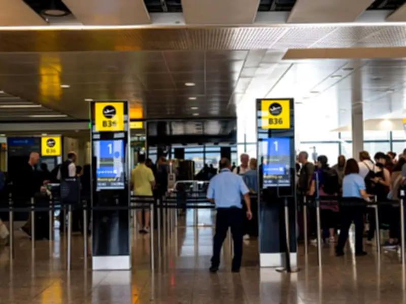Four UK Airlines Collapse: All Bookings and Holidays Cancelled
