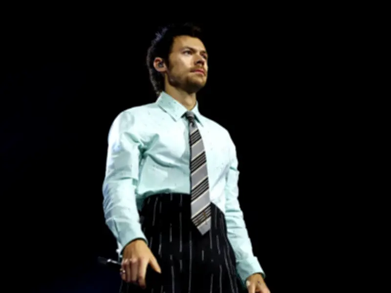 Harry Styles Cries On Stage After Breaking Wembley Stadium Record