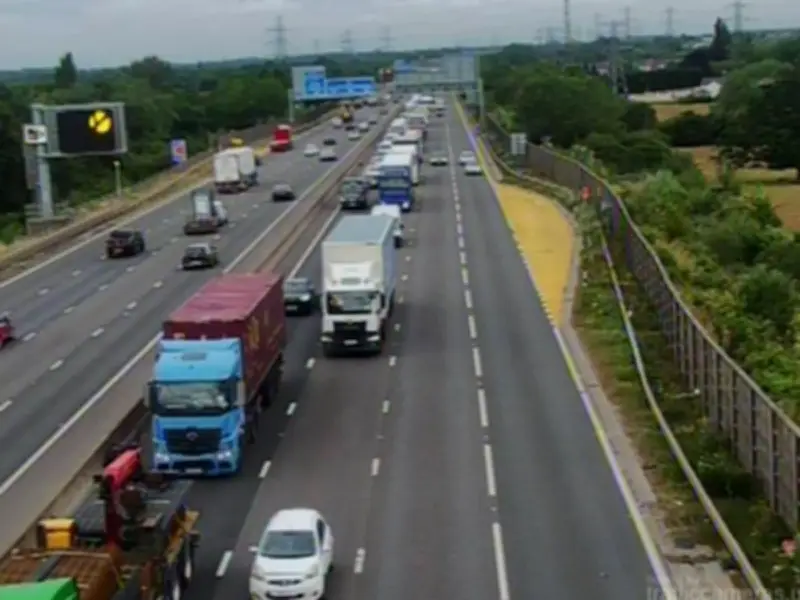 M6 Southbound Crash Causes Rush Hour Delays in Warwickshire