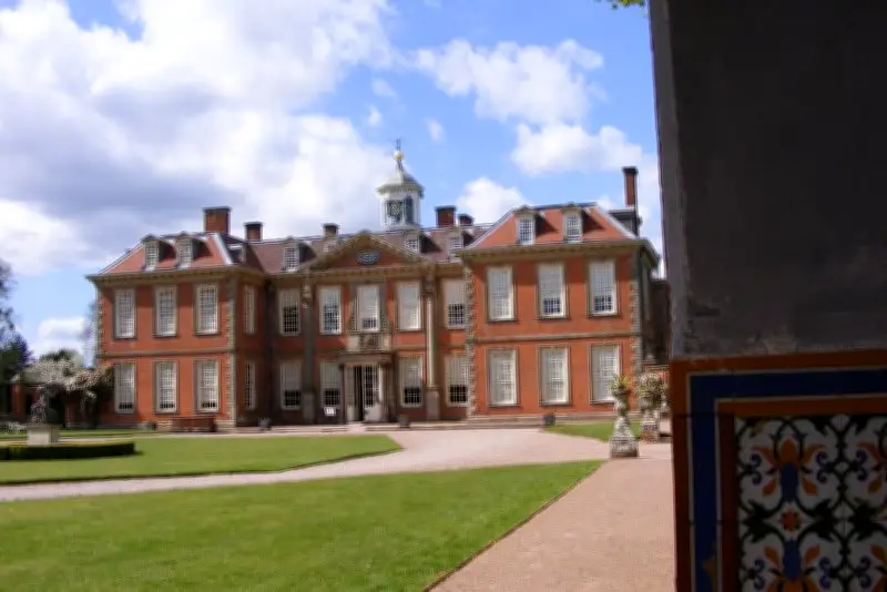 National Trust Sites in West Midlands Adjust Hours Amid Forecast Heatwave