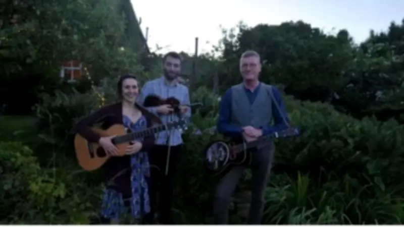 Oconee Bell Trio to Perform Americana, Folk and Bluegrass in Crewkerne
