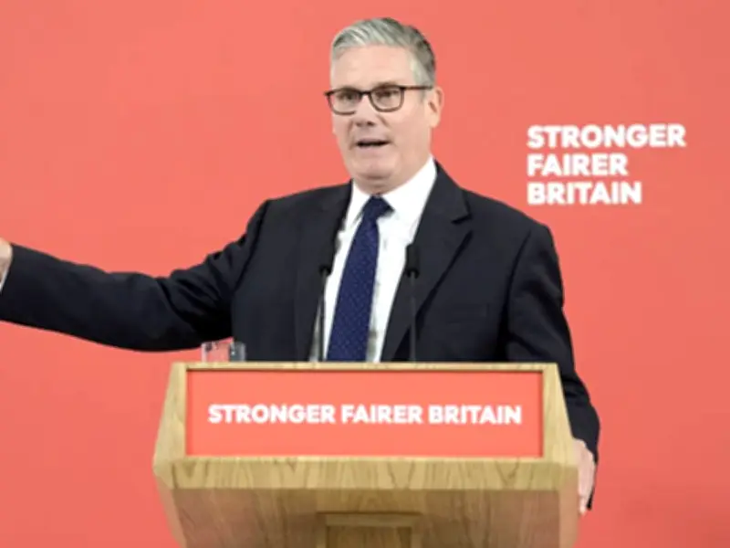 Sir Keir Starmer Confirms £900 Pay Rise for Workers Over 21