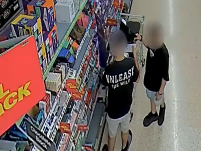Trio caught on camera stealing hundreds in Asda 'supermarket sweep'