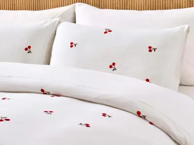 Dusk's 'Very Pretty' Cherry Bedding Set Now £35 in Summer Sale