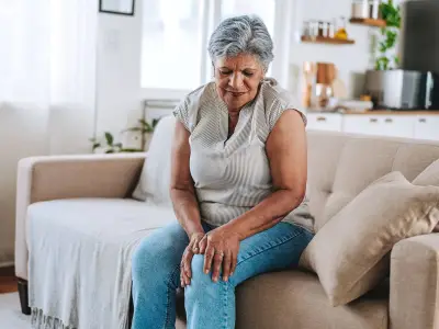 NHS Issues Serious Atorvastatin Side Effects Warning and When to Call 111